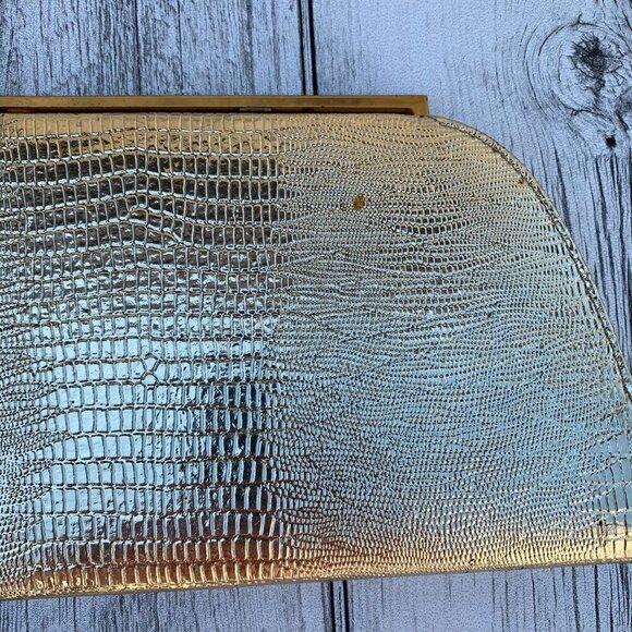 Vintage Gold Metallic Croc Embossed Clutch Handbag - Picture 10 of 12